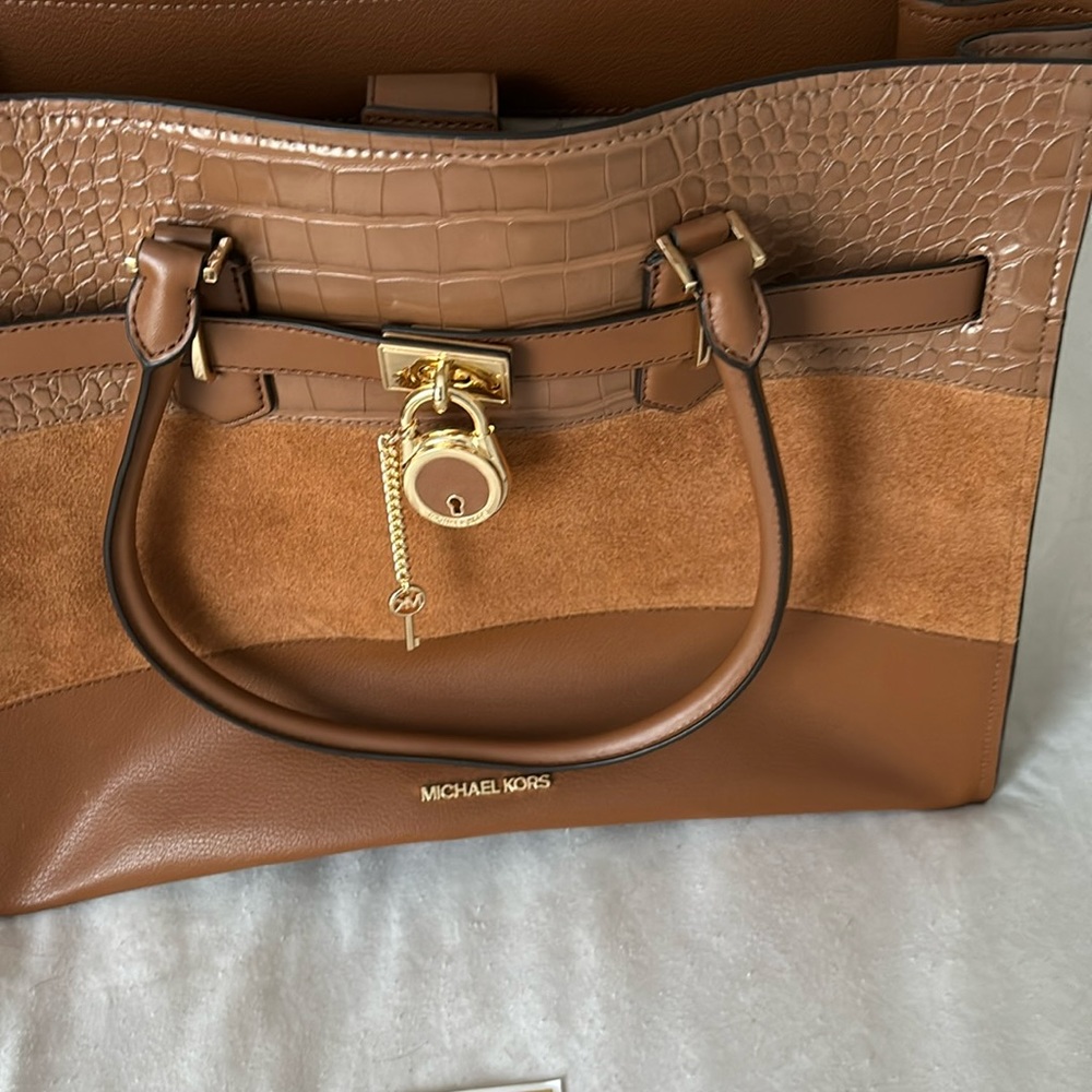 Michael kors Hamilton brand new used once